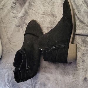 Just Fab ankle boots
